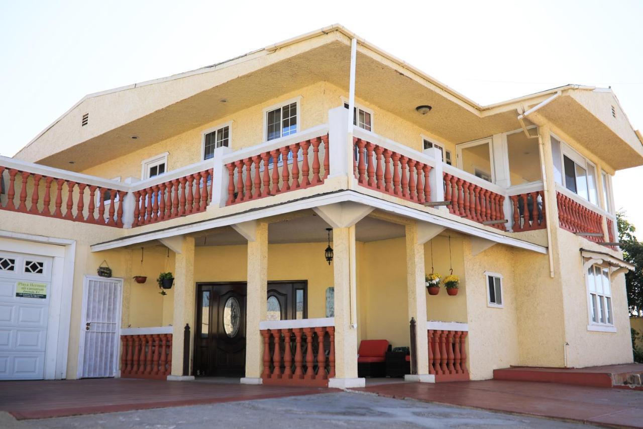 Playa Hermosa Inn At The Beach Энсенада Экстерьер фото