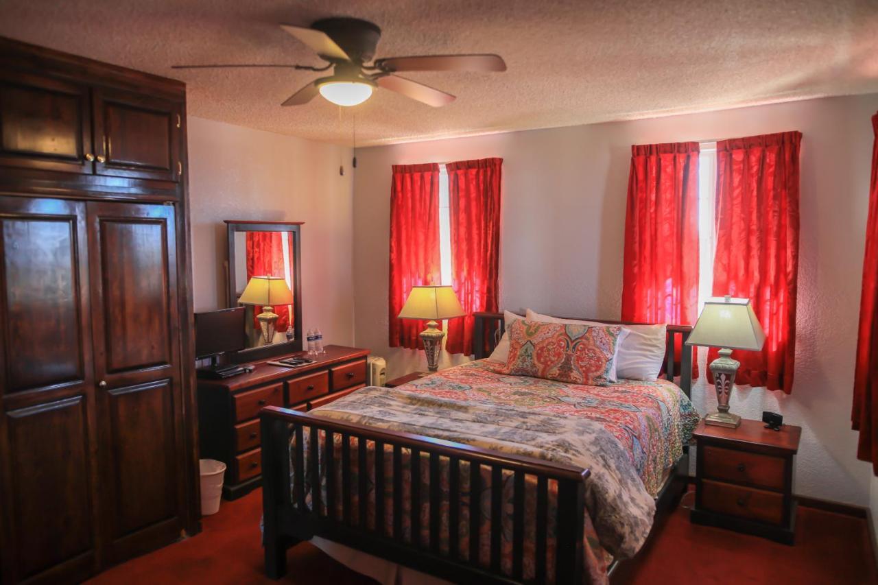 Playa Hermosa Inn At The Beach Энсенада Экстерьер фото
